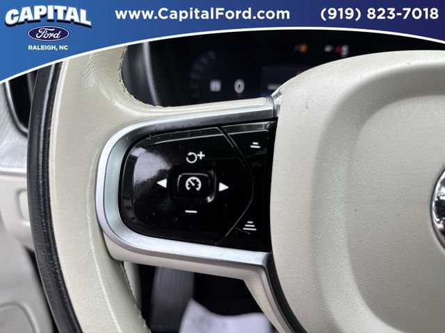Used 2024 Volvo XC60 B5 Plus AWD/4WD image 23