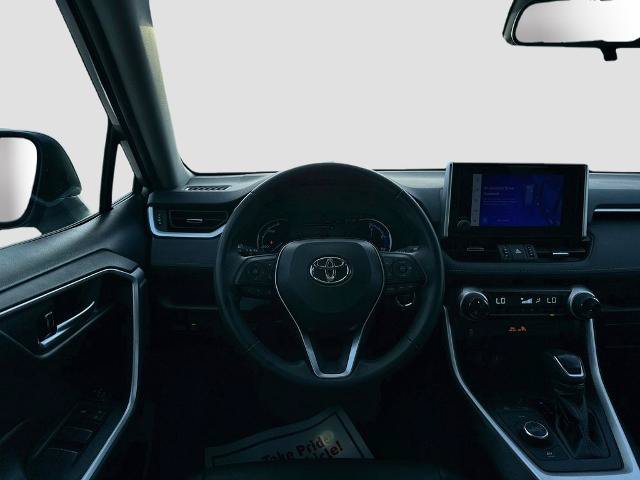 Used 2023 Toyota RAV4 XLE Premium AWD/4WD image 19