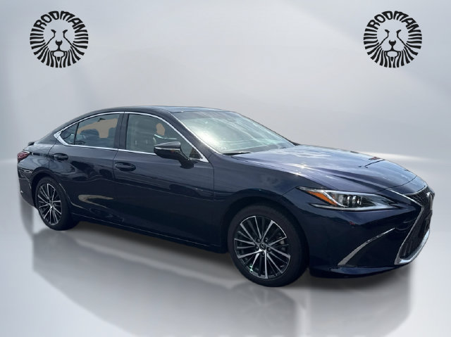 Used 2025 Lexus ES 300h w/ Premium Package FWD image 3
