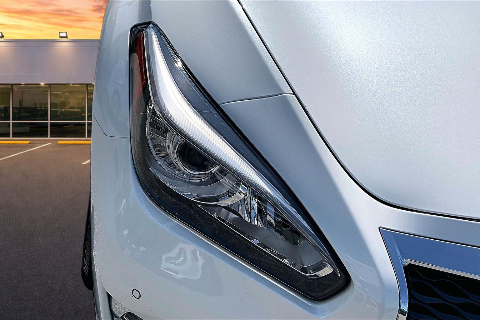 Used 2019 INFINITI Q70 Luxe AWD/4WD image 29
