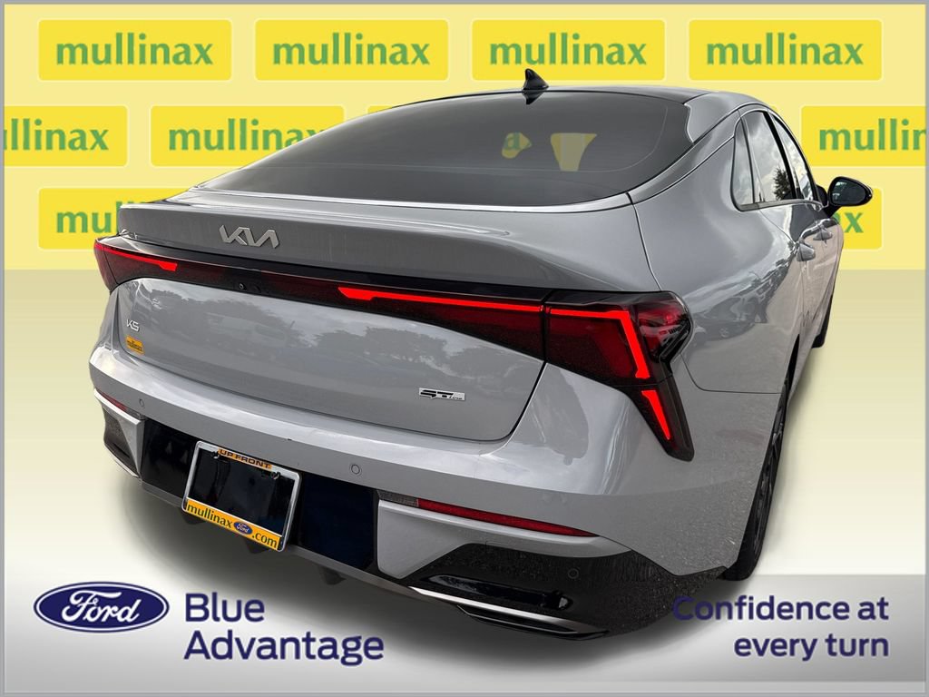 Used 2025 Kia K5 GT-Line w/ GT-Line Premium Package FWD image 4