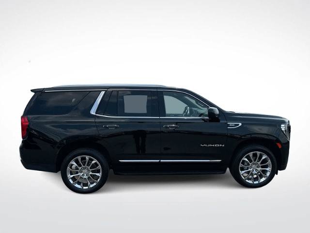 Used 2023 GMC Yukon SLT AWD/4WD image 9