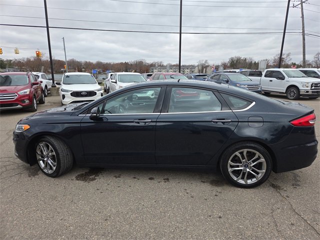 Certified 2020 Ford Fusion SEL image 32
