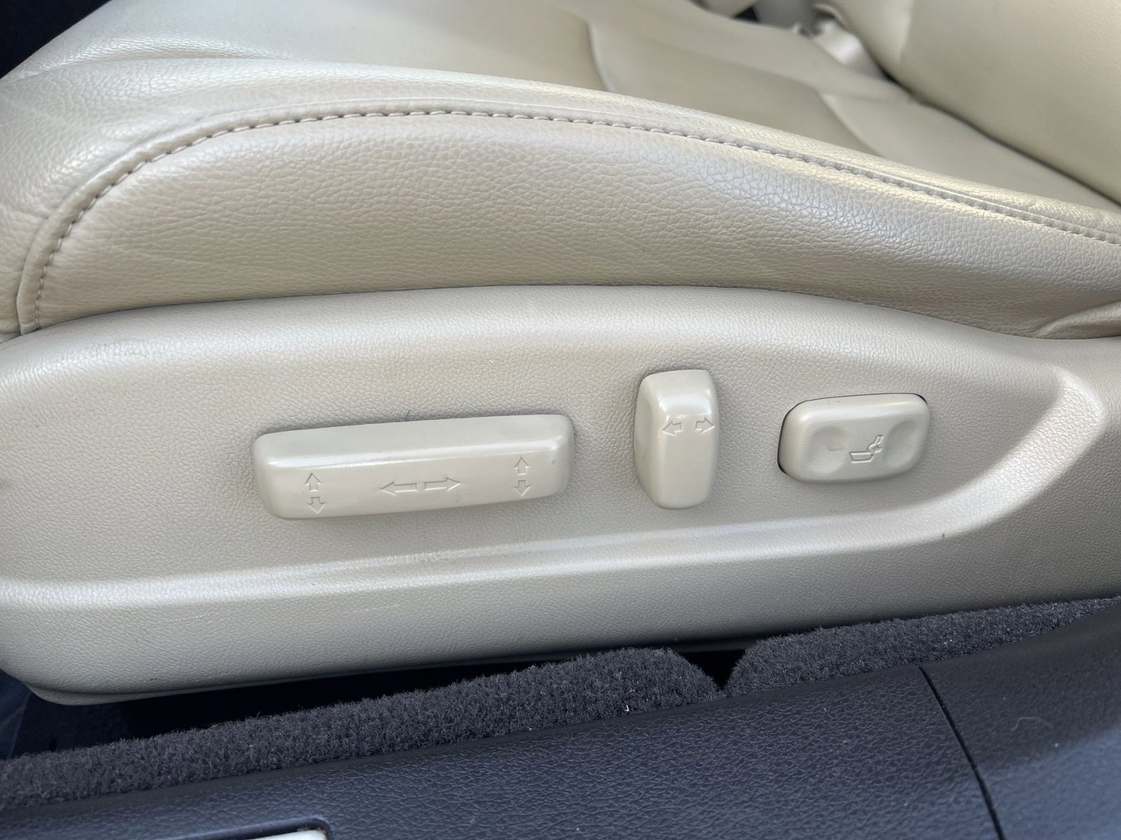 Used 2020 Acura TLX image 14