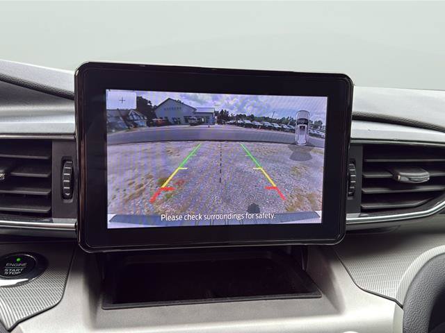 Certified 2021 Ford Explorer XLT w/ Equipment Group 202A AWD/4WD image 19