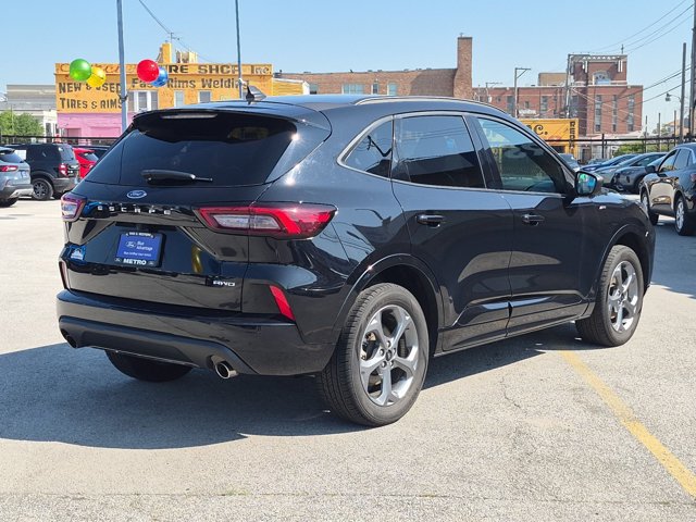 Certified 2024 Ford Escape ST-Line AWD/4WD image 4