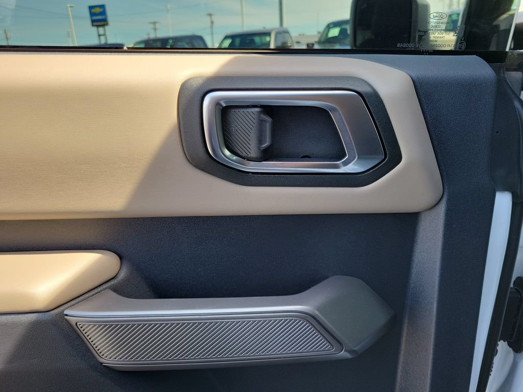 Certified 2022 Ford Bronco Wildtrak AWD/4WD image 15
