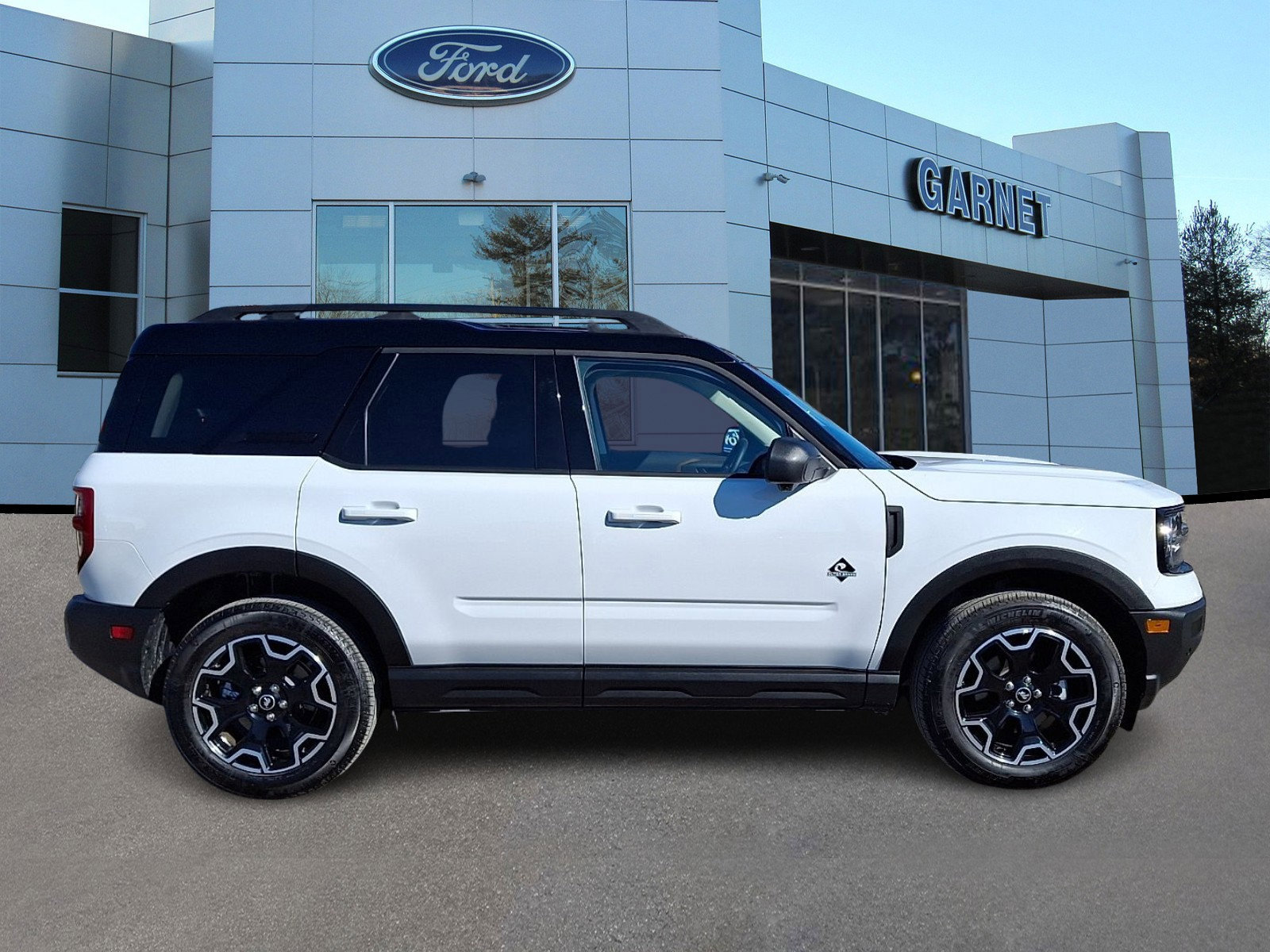 Certified 2025 Ford Bronco Sport Outer Banks w/ Outer Banks Tech Package+ image 5