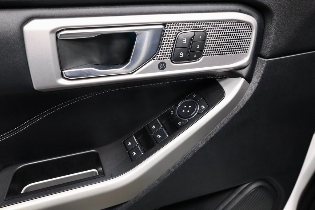 Certified 2021 Ford Explorer Limited w/ Hybrid Equipment Group 310A image 24