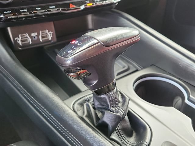 Used 2022 Dodge Durango R/T w/ Tow 'N Go Package AWD/4WD image 30