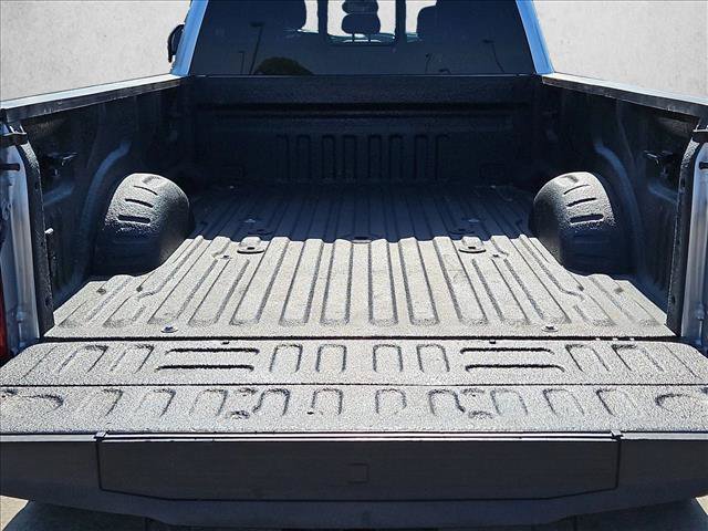 Certified 2022 Ford F450 Platinum w/ FX4 Off-Road Package AWD/4WD image 6
