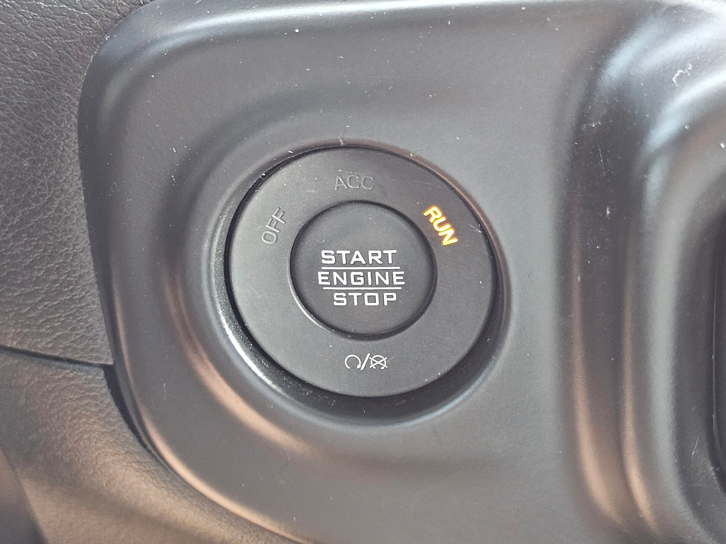 Used 2023 Jeep Gladiator Sport AWD/4WD image 32