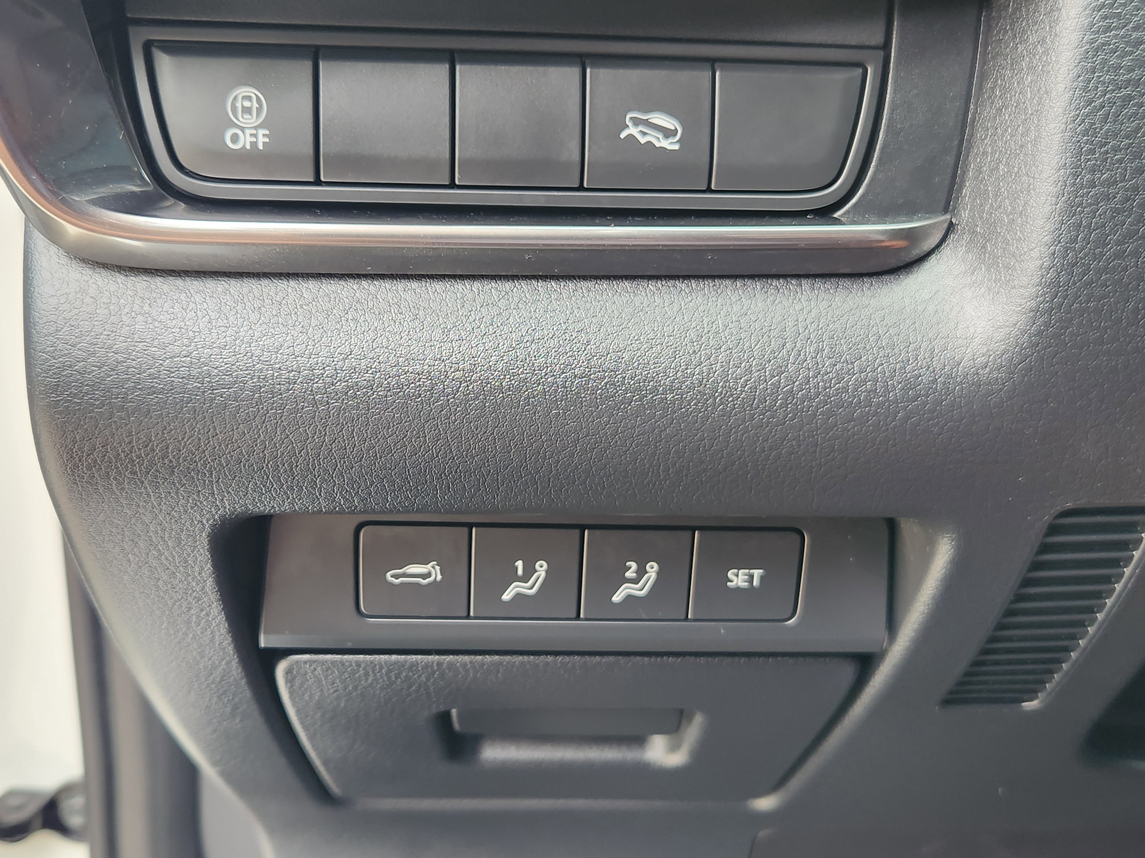 Used 2021 MAZDA CX-30 AWD 2.5 S w/ Premium Package image 17