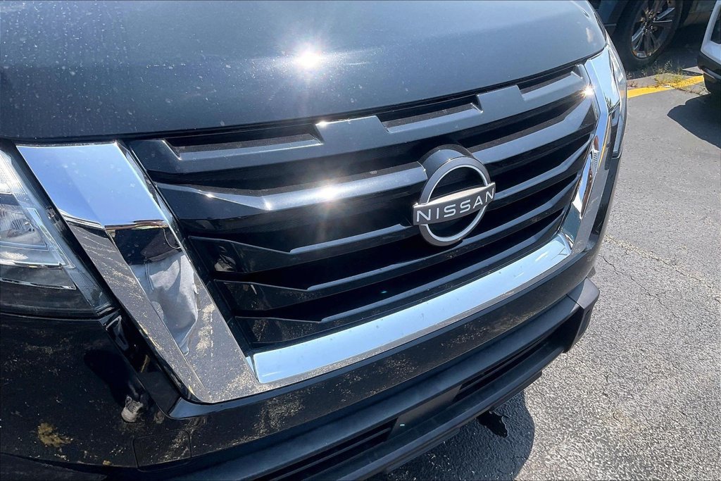 Used 2022 Nissan Pathfinder SV FWD image 31