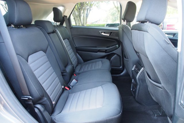 Certified 2022 Ford Edge SE w/ Black Appearance Package AWD/4WD image 13