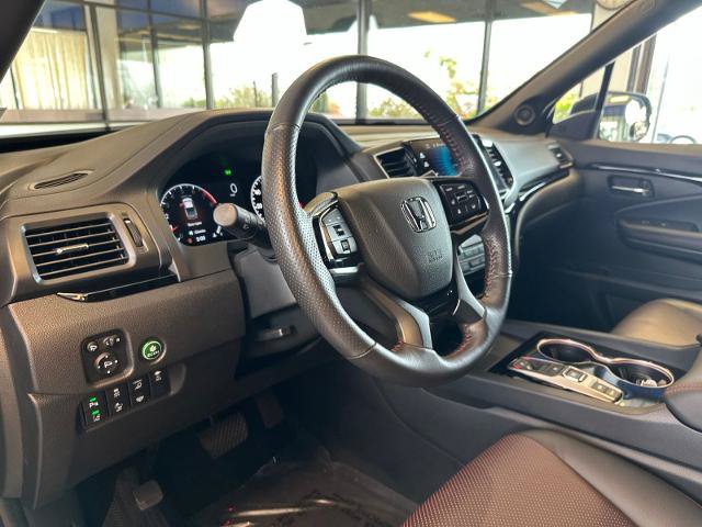 Used 2025 Honda Ridgeline Black Edition image 33