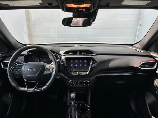 Used 2022 Chevrolet TrailBlazer RS w/ Sun and Liftgate Package AWD/4WD image 10