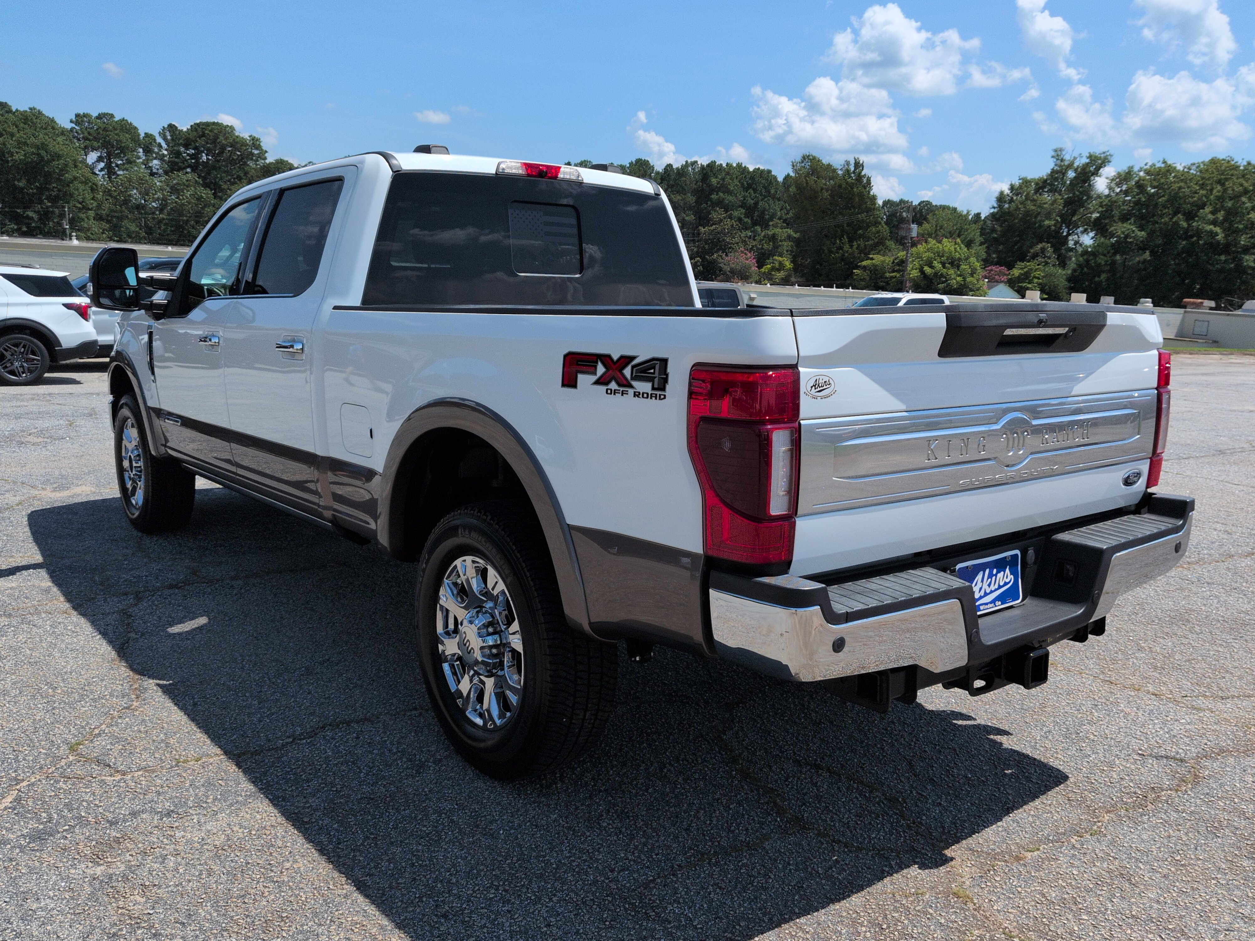 Certified 2022 Ford F350 King Ranch w/ King Ranch Ultimate Package AWD/4WD image 5