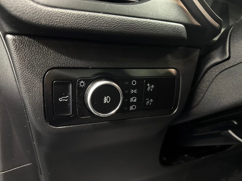 Certified 2022 Ford Escape SEL w/ SEL Stealth AWD Package image 22