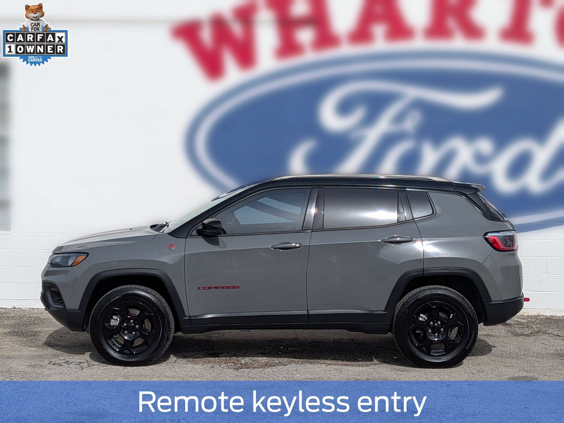 Used 2023 Jeep Compass Trailhawk AWD/4WD image 2