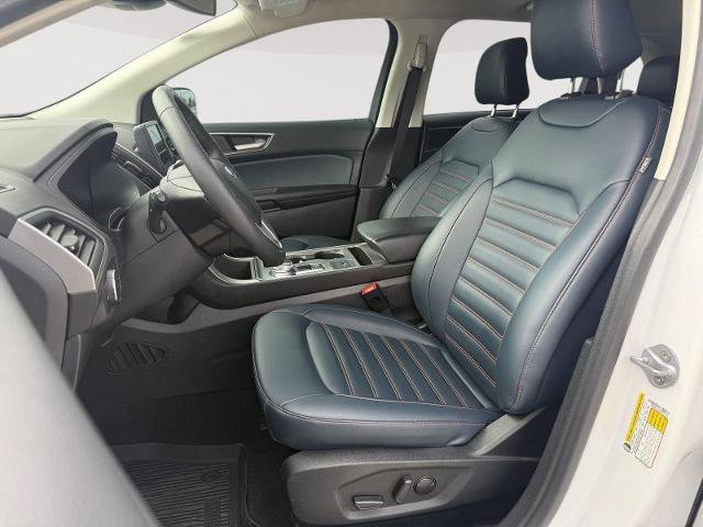 Certified 2022 Ford Edge SEL w/ Sport Appearance Package AWD/4WD image 9