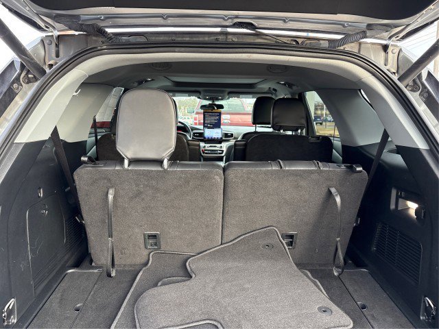 Certified 2023 Ford Explorer XLT w/ Equipment Group 202A image 12