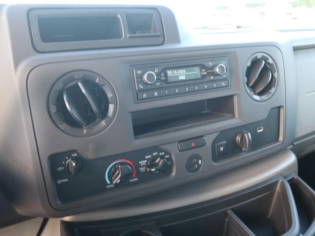 Certified 2024 Ford E-450 and Econoline 450 Super Duty w/ Power Windows & Locks Group RWD image 22
