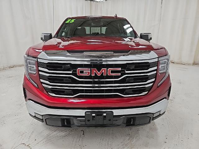 Used 2025 GMC Sierra 1500 SLT w/ SLT Convenience Package AWD/4WD image 10