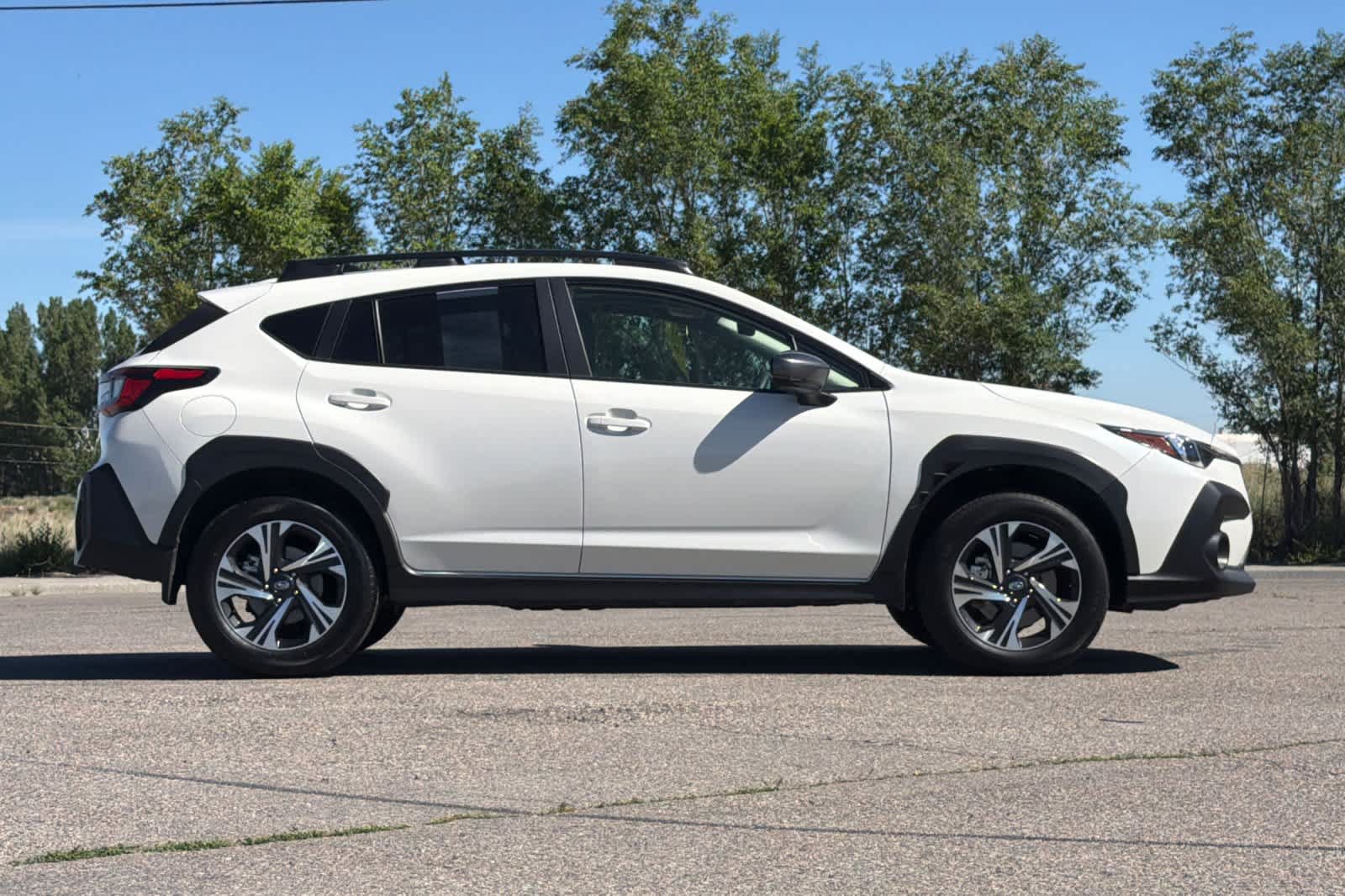 Used 2024 Subaru Crosstrek 2.0i Premium AWD/4WD image 8