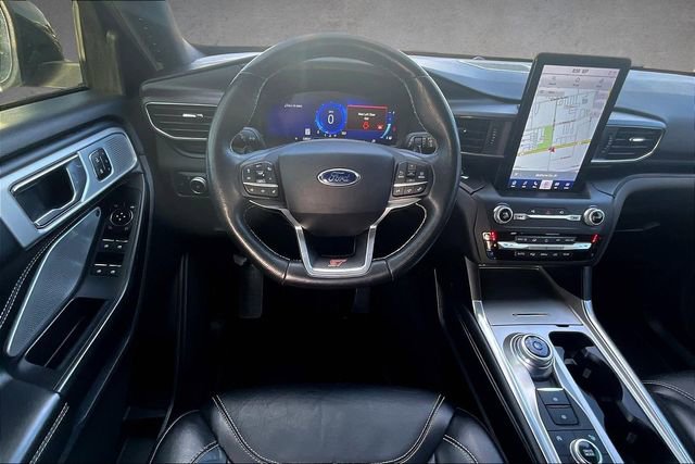 Certified 2020 Ford Explorer ST w/ ST High-Performance Pack image 4