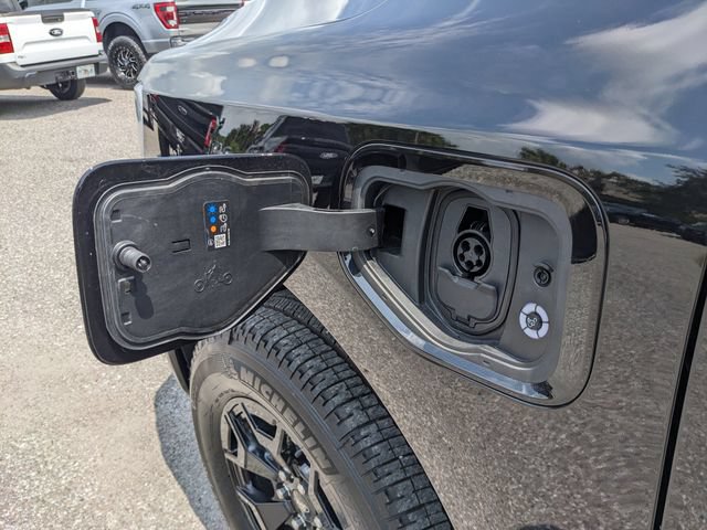 Certified 2025 Ford F150 Lightning XLT AWD/4WD image 11