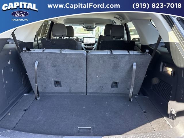 Certified 2025 Ford Explorer Active w/ Active Comfort Package image 16