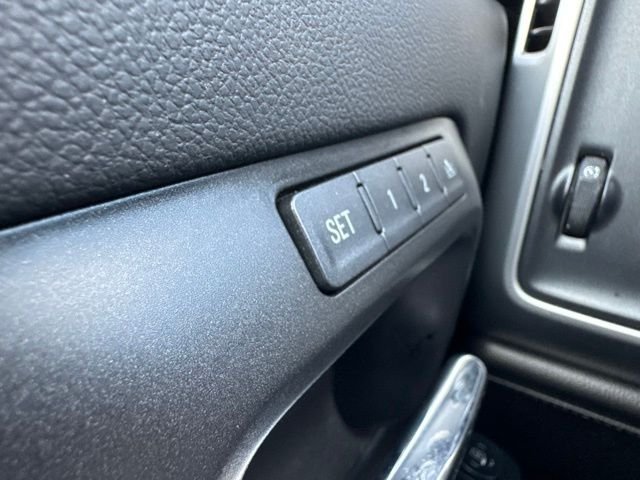 Used 2018 GMC Sierra 1500 SLT w/ SLT Premium Package AWD/4WD image 24