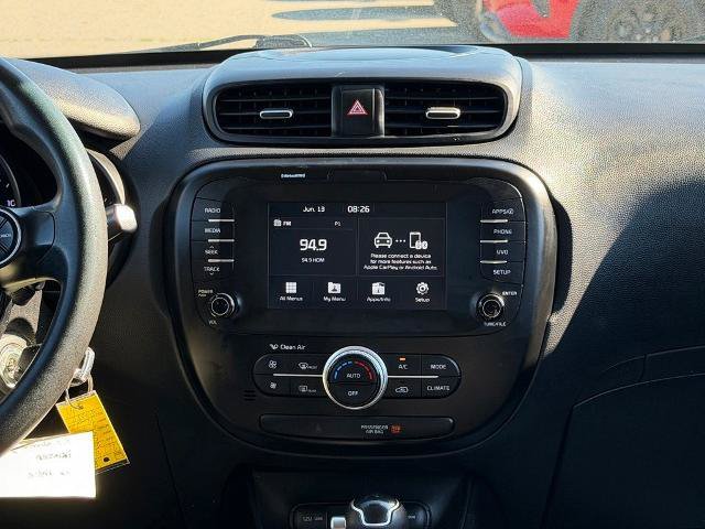 Used 2018 Kia Soul + FWD image 16