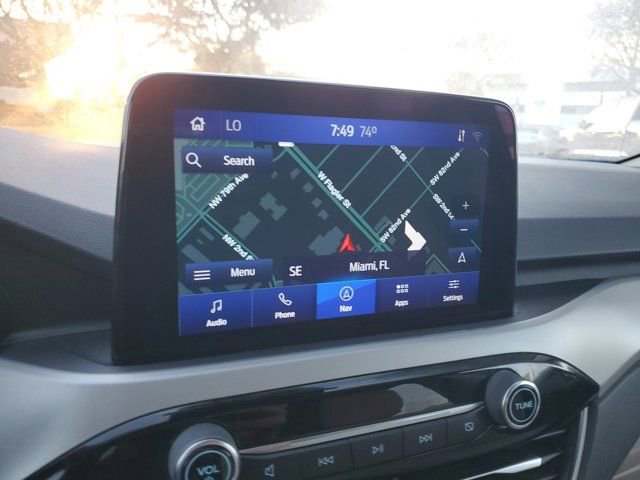 Certified 2020 Ford Escape SE image 24