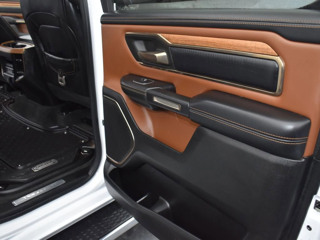 Used 2022 RAM 1500 Limited w/ Body Color Bumper Group image 15