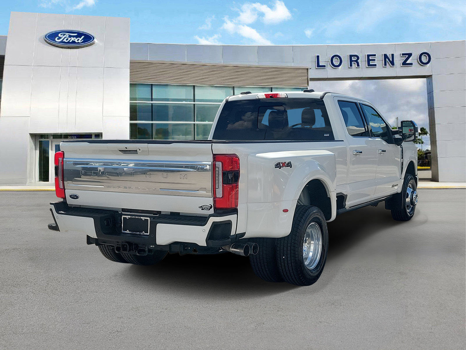 Certified 2024 Ford F350 Platinum AWD/4WD image 5
