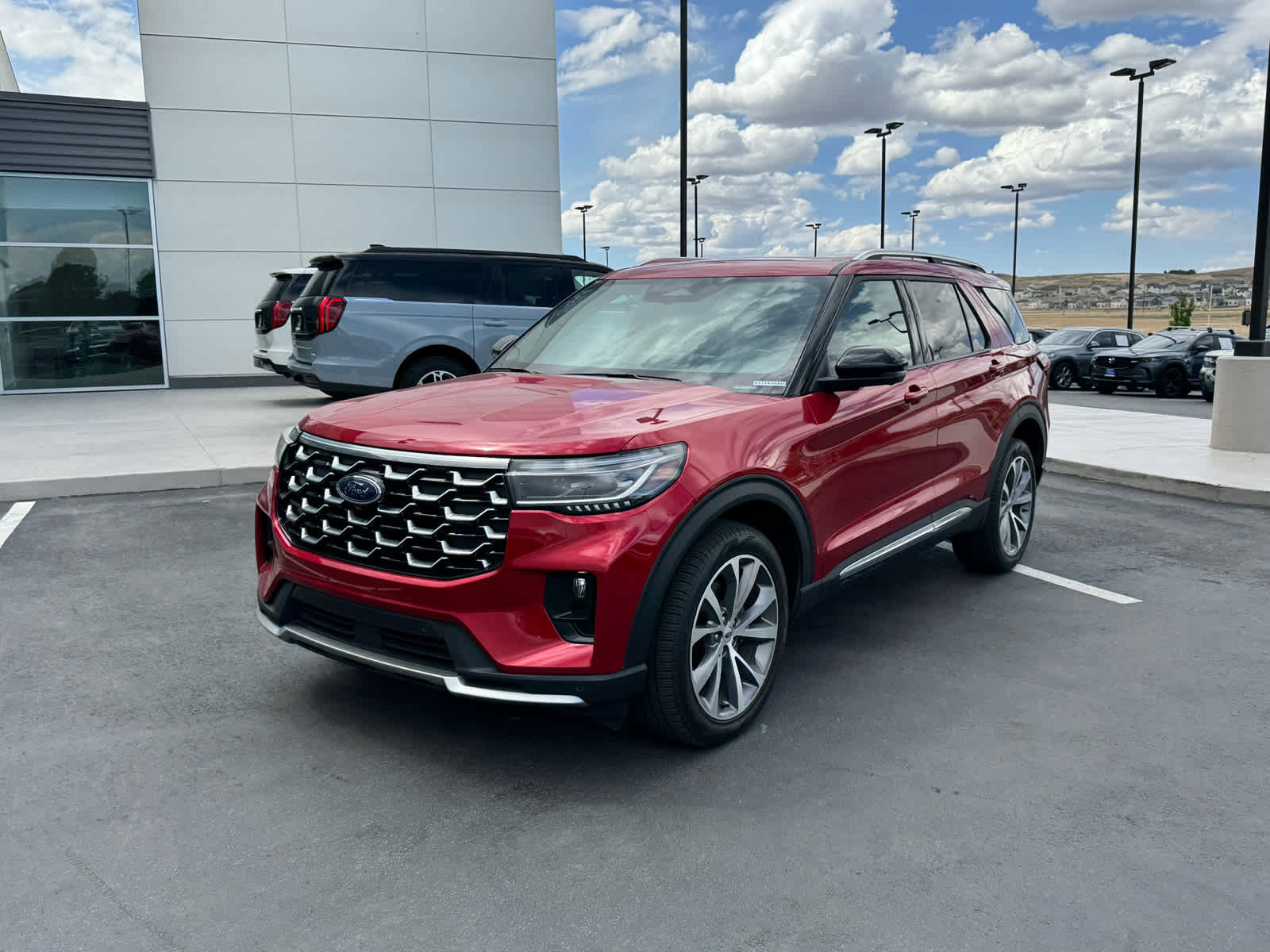 Certified 2025 Ford Explorer Platinum w/ Ultimate Package AWD/4WD image 2