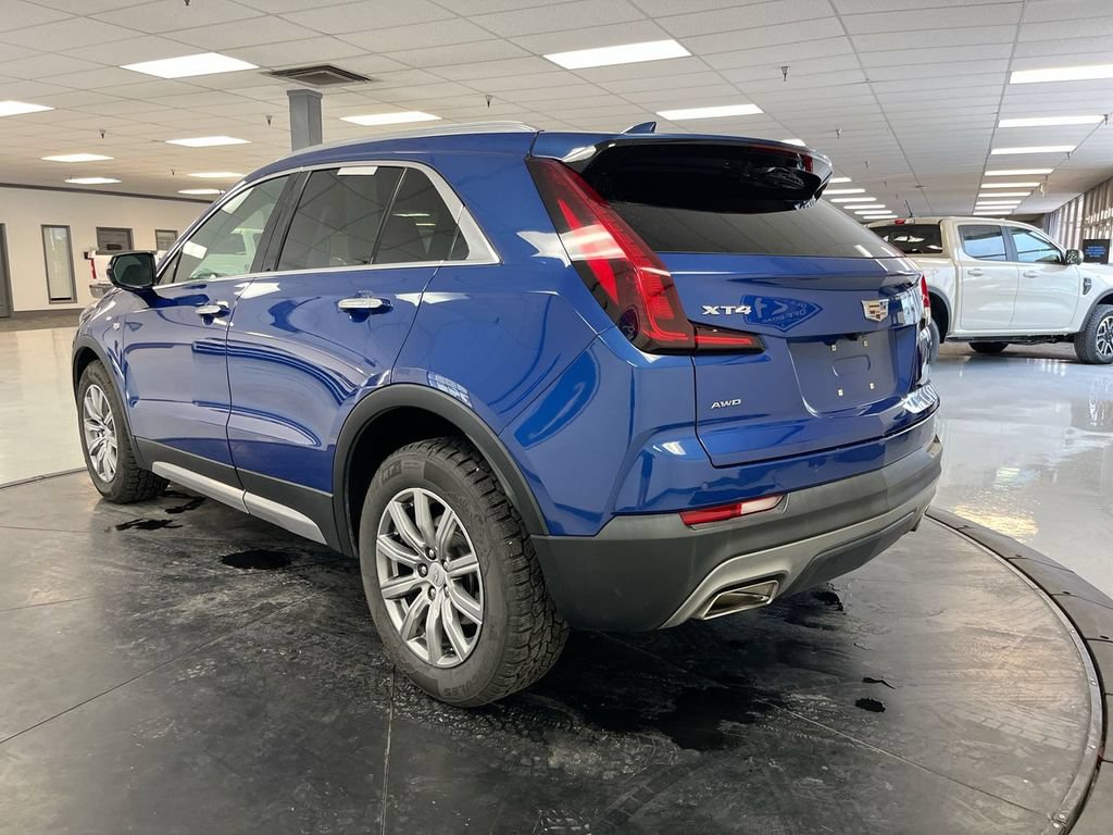 Used 2022 Cadillac XT4 Premium Luxury w/ Safety Alert Package AWD/4WD image 6
