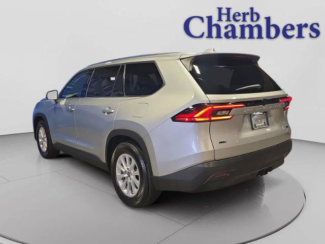Used 2024 Toyota Grand Highlander AWD image 3