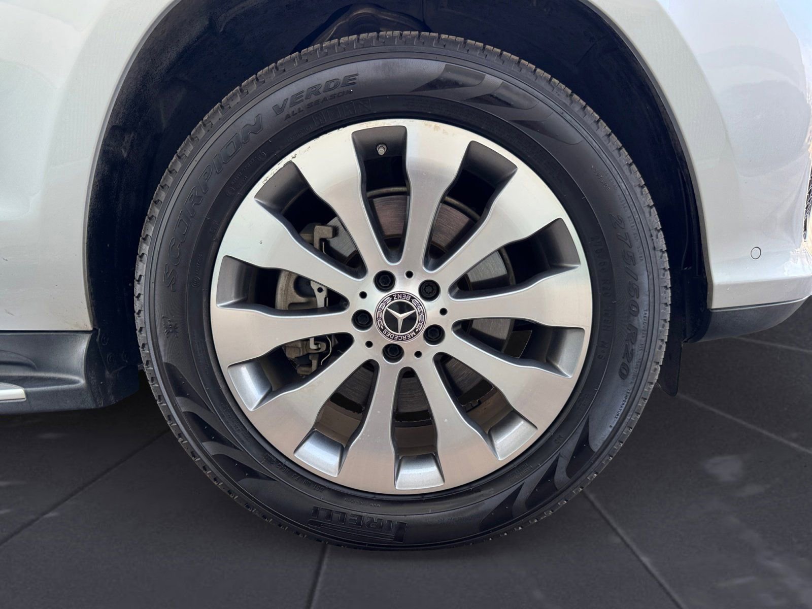 Used 2019 Mercedes-Benz GLS 450 4MATIC image 14