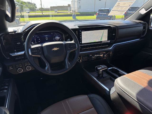 Used 2026 Chevrolet Silverado 1500 High Country w/ High Country Premium Package AWD/4WD image 15