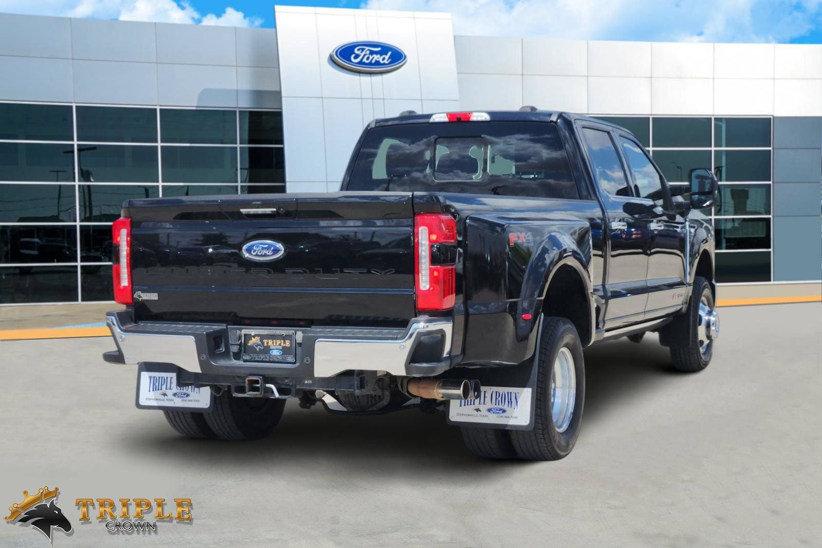 Certified 2024 Ford F350 Lariat w/ Lariat Ultimate Package AWD/4WD image 5