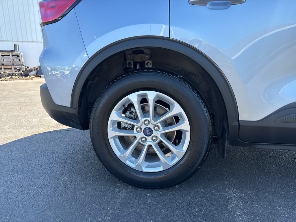 Certified 2022 Ford Escape SE w/ Cold Weather Package FWD image 42