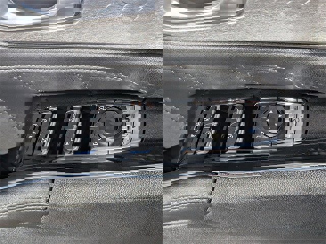 Used 2023 Kia Sorento SX image 16