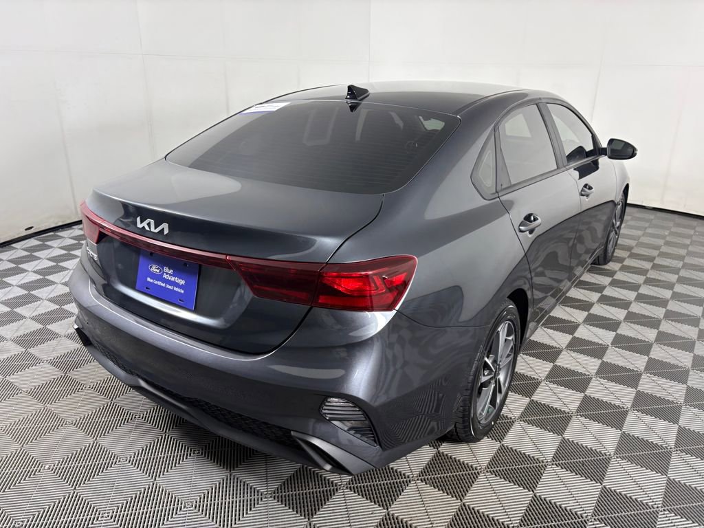 Used 2023 Kia Forte LXS w/ LXS Technology Package image 5