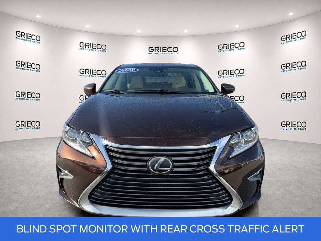 Used 2018 Lexus ES 350 w/ Luxury Package w/Wood Trim FWD image 2