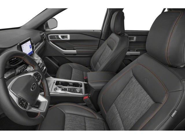 Certified 2023 Ford Explorer Platinum w/ Technology Package AWD/4WD image 6