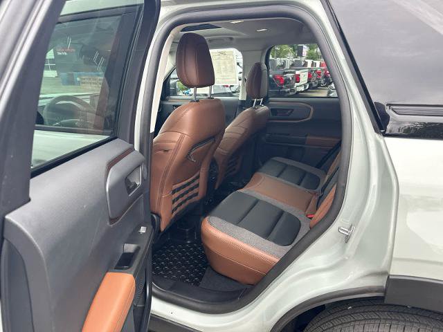 Certified 2023 Ford Bronco Sport Outer Banks w/ Tech Package AWD/4WD image 7