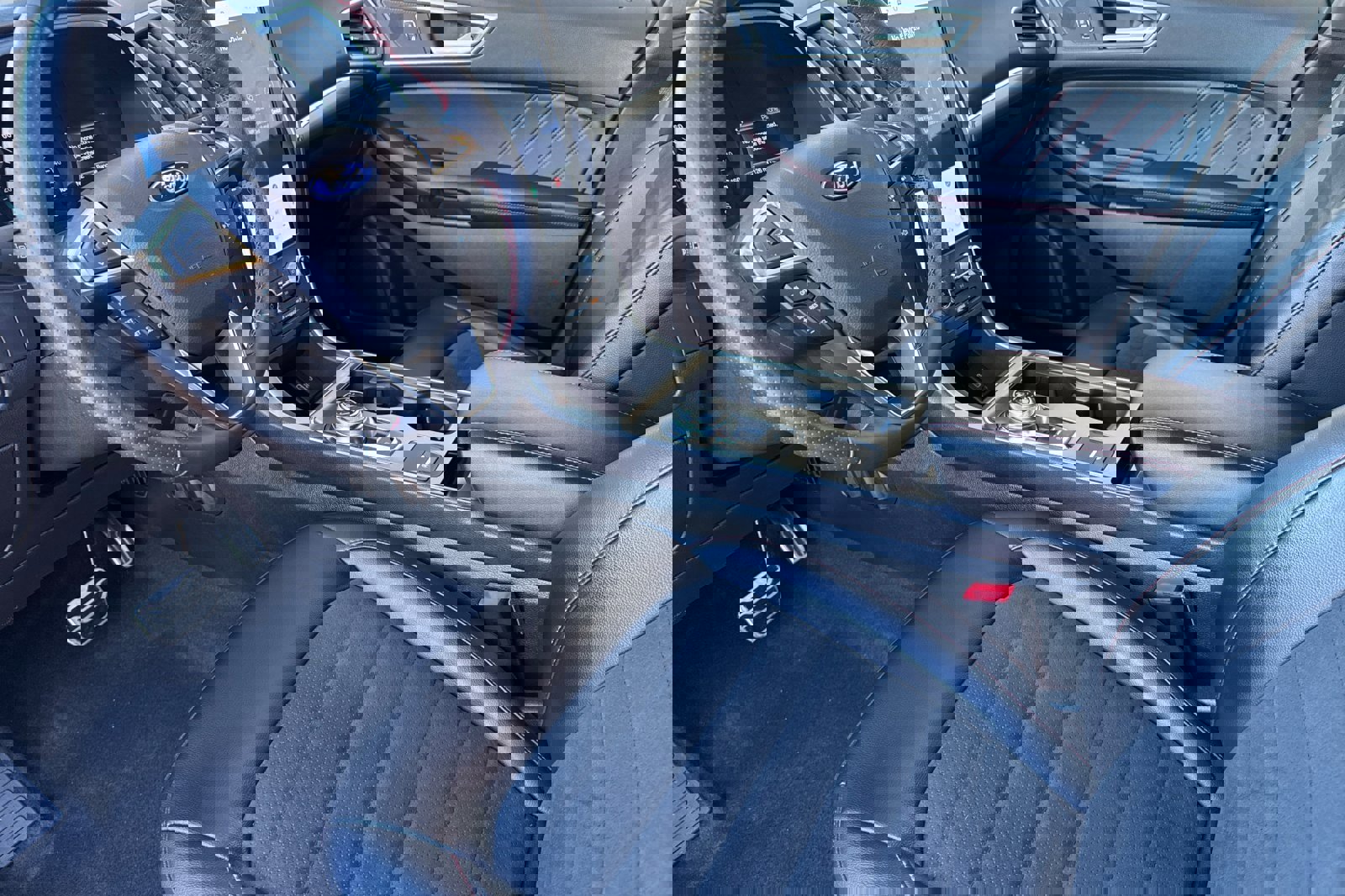 Certified 2024 Ford Edge ST-Line image 11